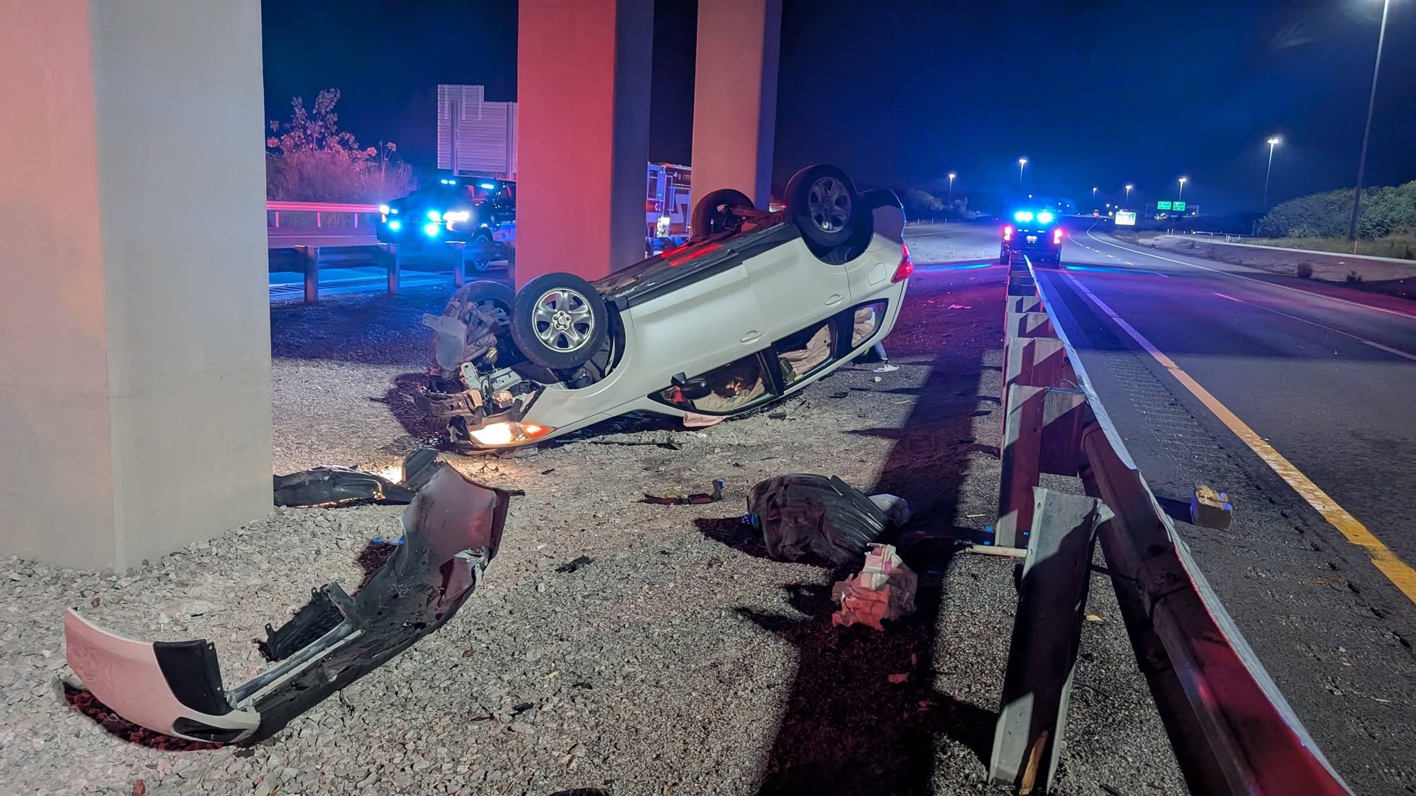 1 injured after vehicle crashes into bridge in Christian County