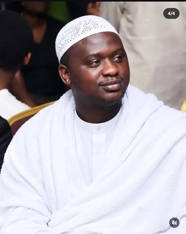 Singer Wande Coal Reportedly Converts To Islam As He Marks 41st Birthday