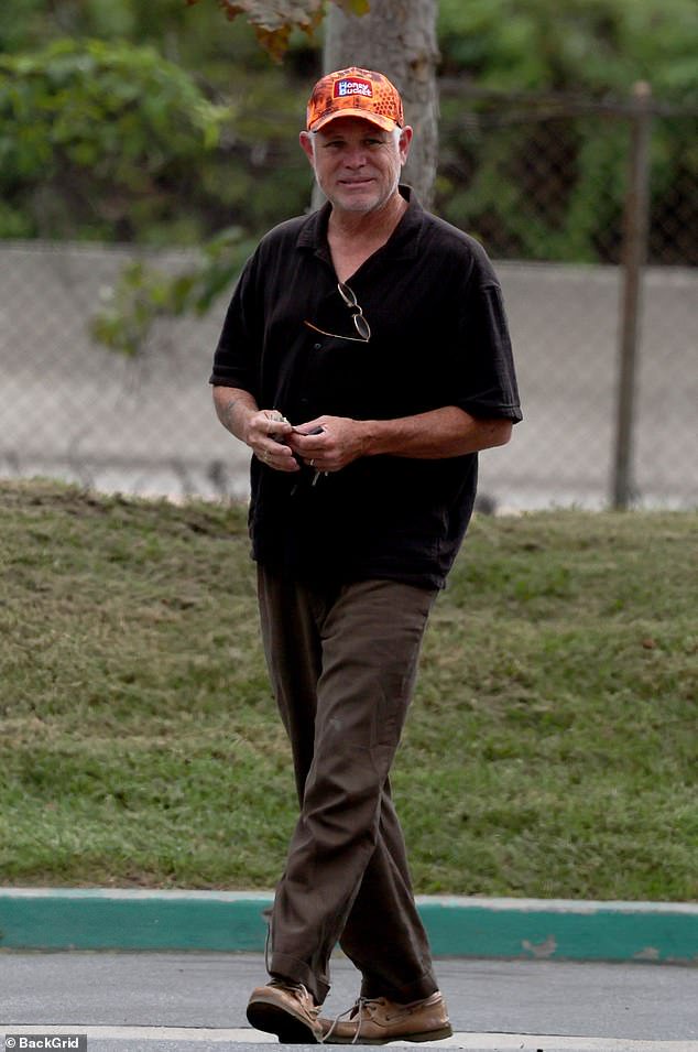 Child star of hit ’80s comedy, 57, who left film for music is unrecognizable on rare outing… can you guess who?