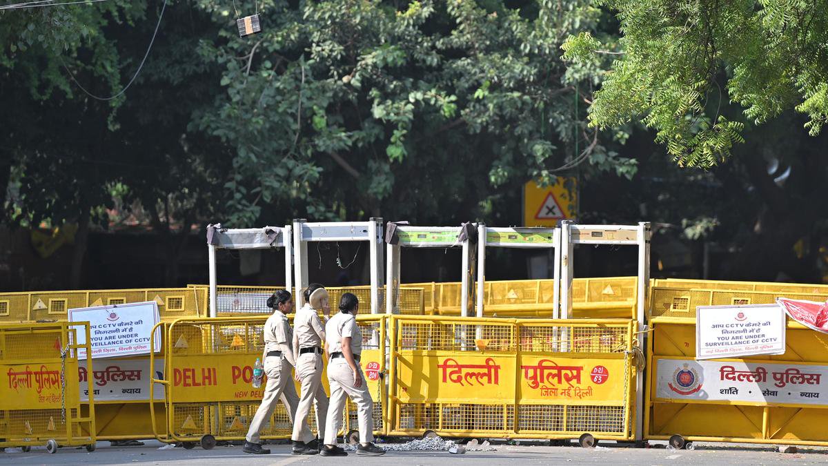Anti-CEC protest in Delhi top developments: detentions, curbs, crackdown