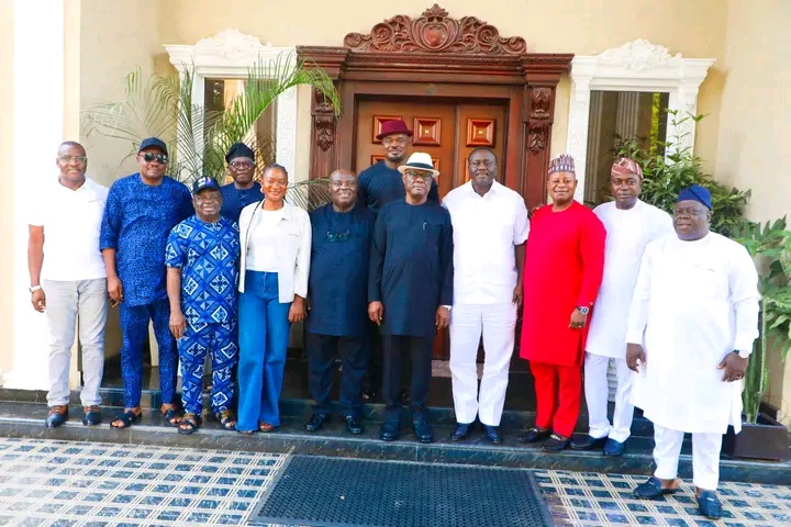 FCT Nyesom Wike Hosts Cross River PDP Candidates at Breakfast Meeting in Abuja [Photos]