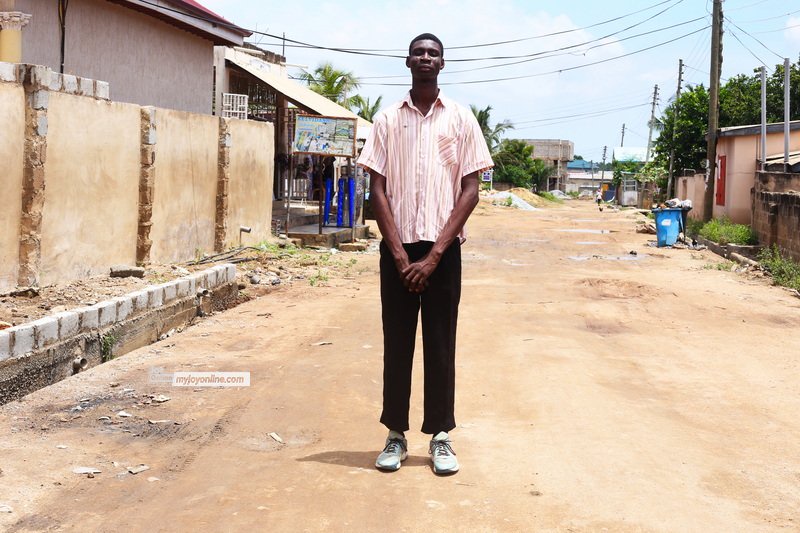 The 7-foot giant of Ngleshie Amanfro: Seven-foot Ghanaian Ephraim Saawa dreams of joining the national basketball team