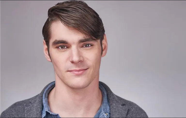‘Breaking Bad’ actor RJ Mitte dies at 34