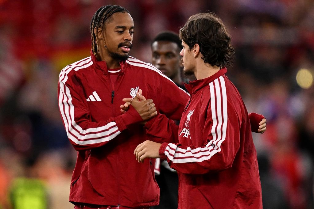 Milos Kerkez lifts lid on Bradley Barcola conversations and gives verdict on his Liverpool start