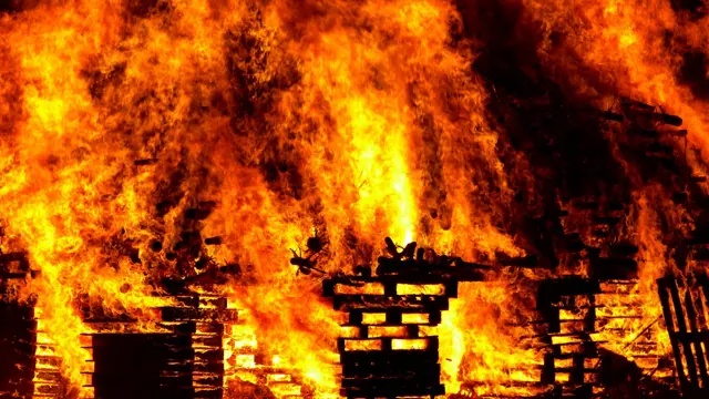 Four people die in early morning blaze at EP Malan Informal Settlement
