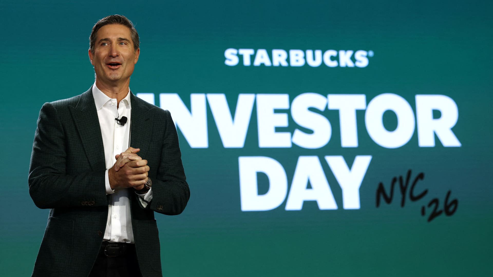 Why a Starbucks takeover of Chipotle would — and wouldn’t — make sense for both companies