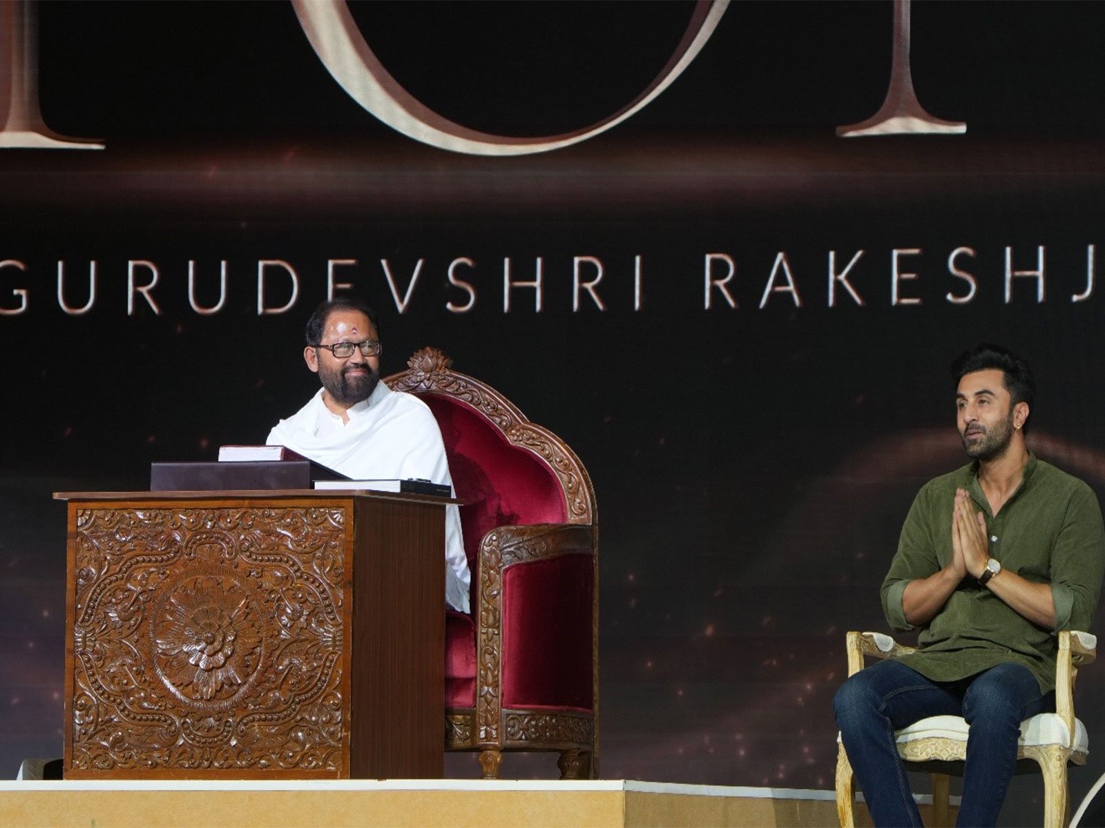 Ranbir Kapoor donates to Shrimad Rajchandra Love and Care after attending Gurudevshri Rakeshji’s 60th birthday