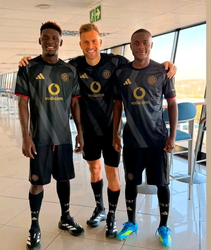 Mzansi Football Fans React to Orlando Pirates Trio’s Latest Training Picture