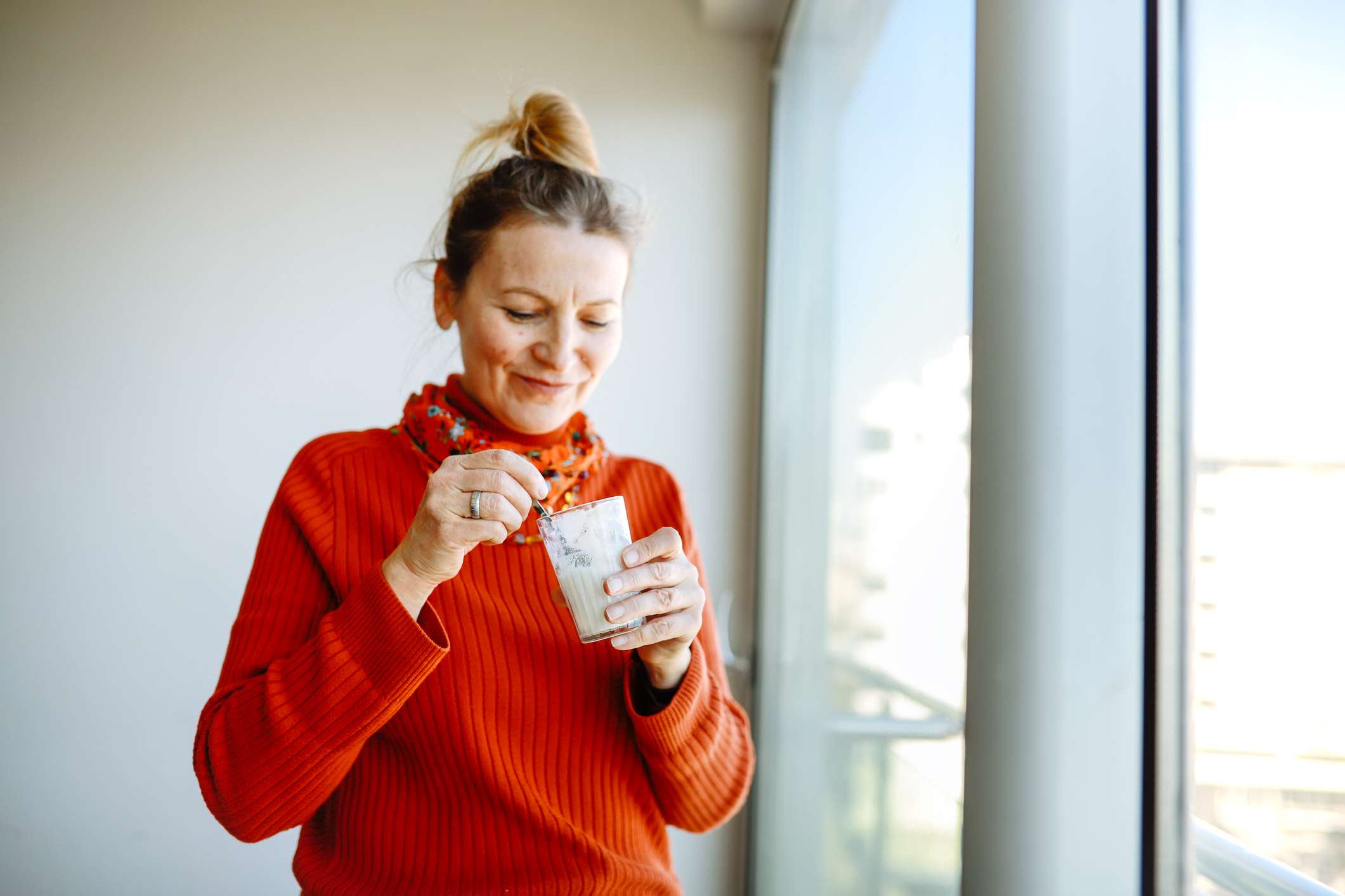 9 High-Protein Snacks Dietitians Recommend for Better Blood Sugar