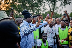 Stonebwoy injects GH¢100,000 into Black Challenge’s World Cup preparations