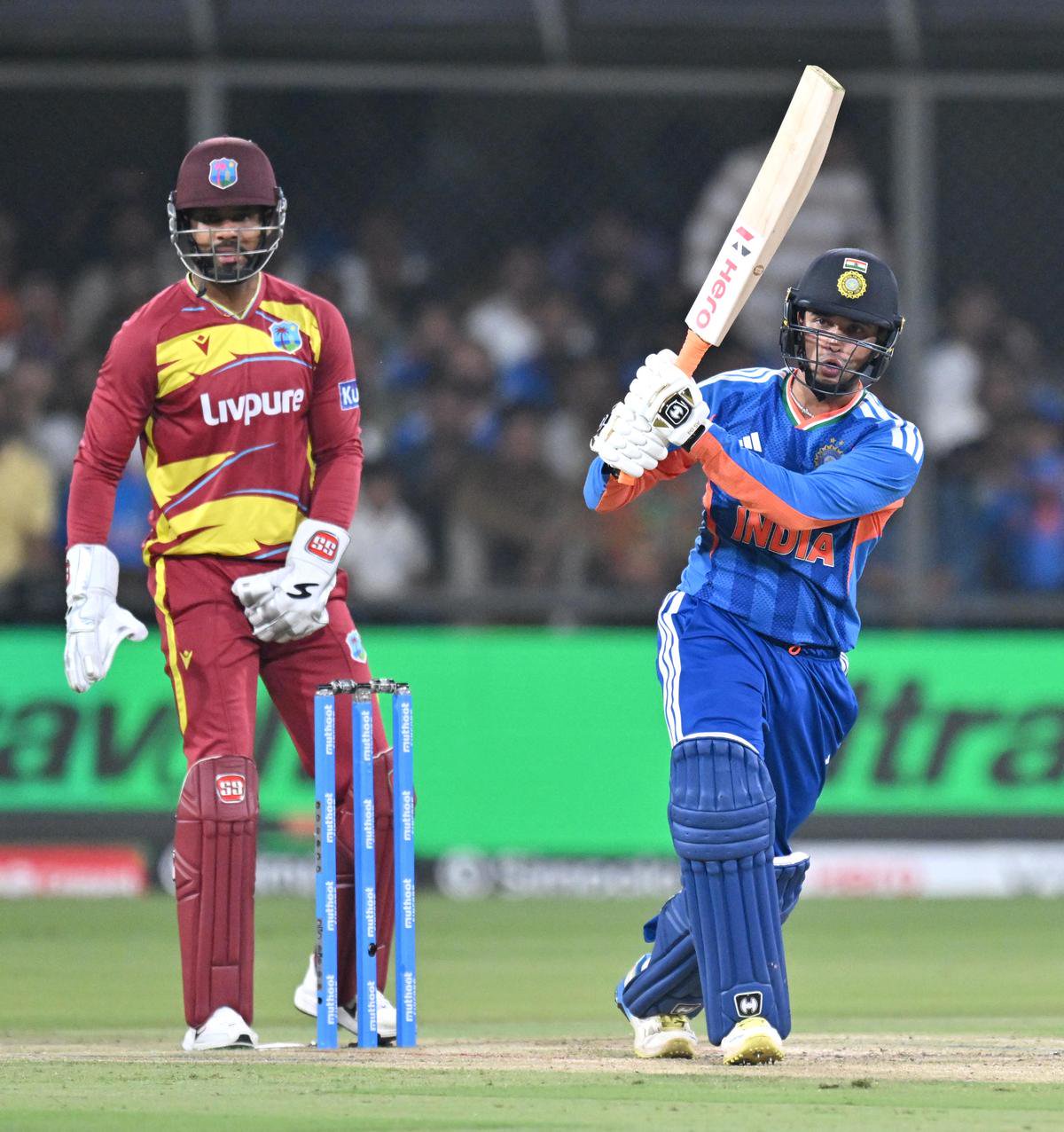 Abhishek switches off before turning on the style