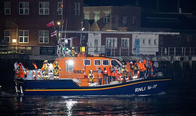 POLL: Are police right to lock down UK towns when migrants arrive on small boats?