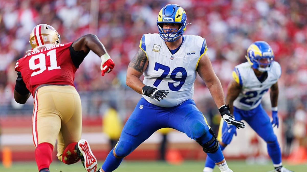 Former Los Angeles Rams offensive lineman Rob Havenstein hunts, kills massive bear in Alaska