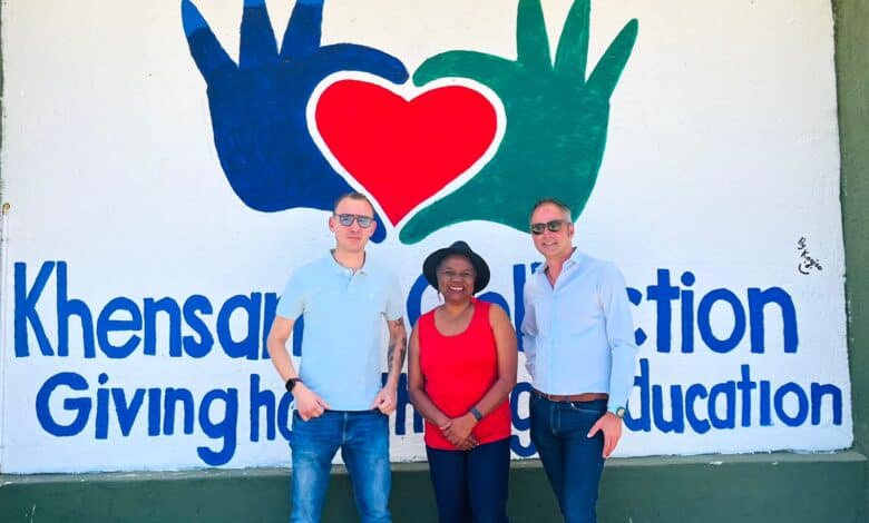 Petervale pub hands raised money to Diepsloot non-profit