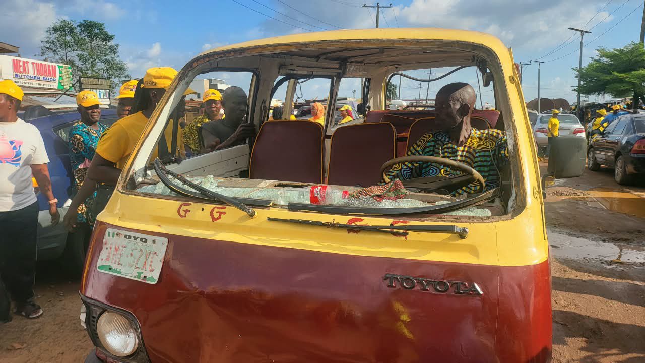 Police Confirm One Dead As Hoodlums Attack Oriyomi Hamzat’s Supporters In Ibadan