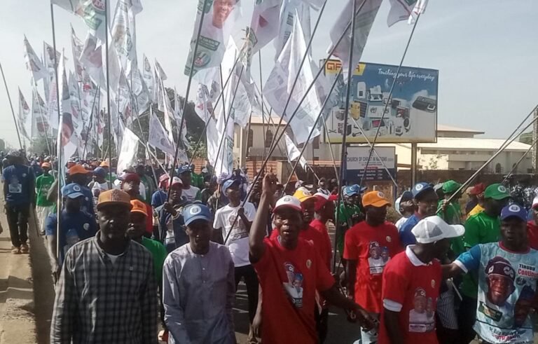 Kaduna agog as APC supporters troop out for Tinubu’s campaign flag-off