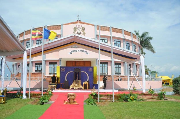 Tooro turns the page on its royal succession