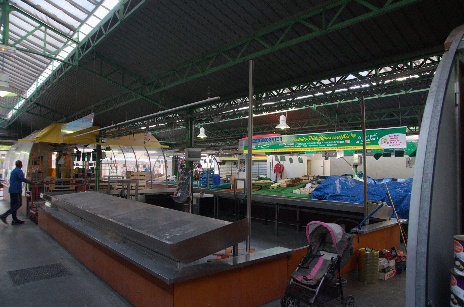 Fire devastates Paris’s historic Enfants-Rouges covered market