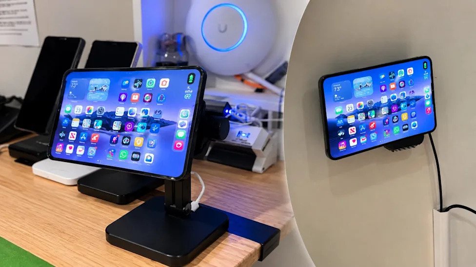 Unfolded and Unstable: Why Your New iPhone Duo Is a Tipping Hazard on Every MagSafe Stand