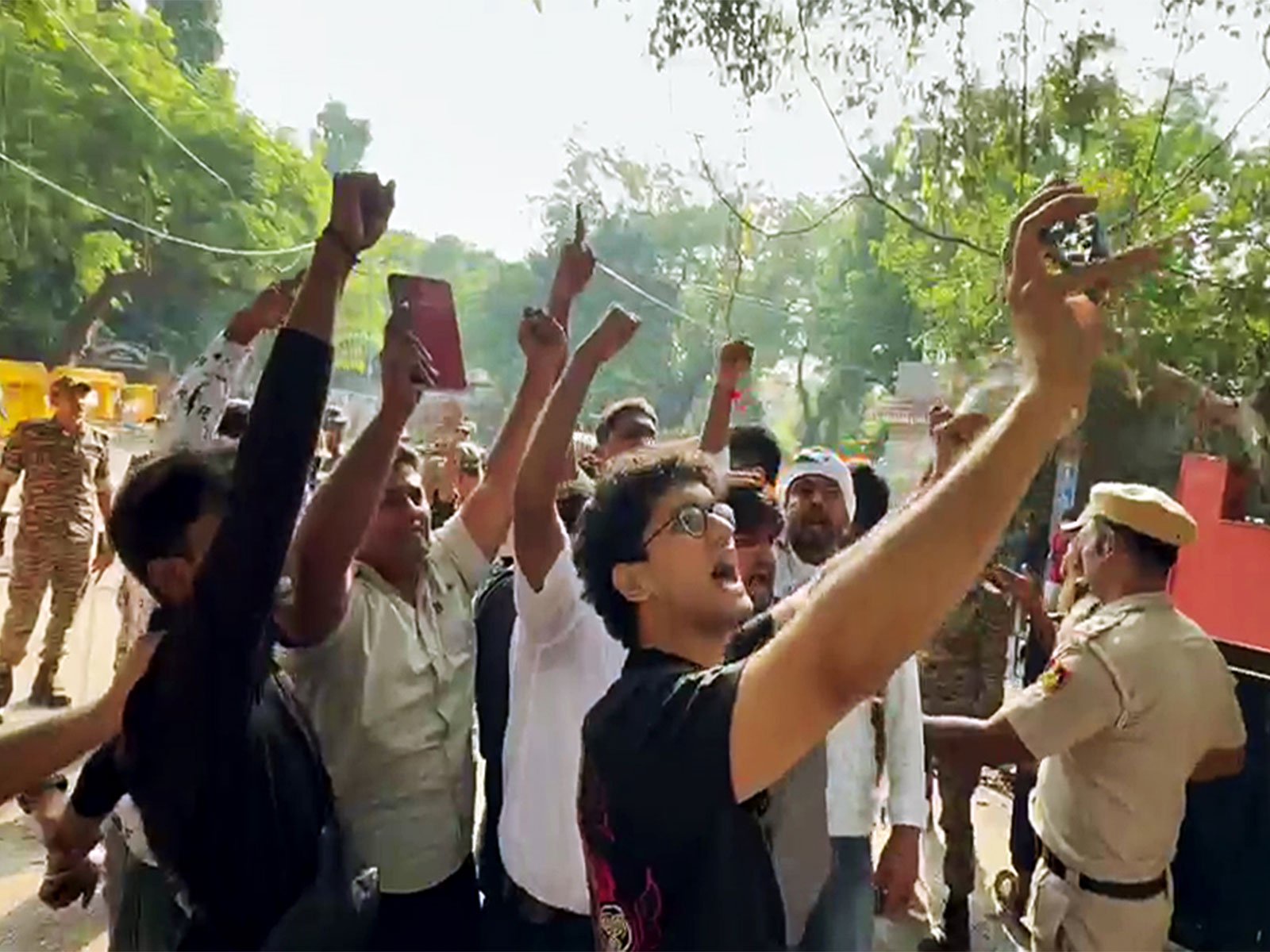 Delhi Police arrest CJP activists for trespassing at Jantar Mantar: Ratna Singh