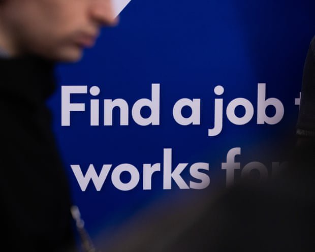 Surprise drop in UK unemployment to 4.7%