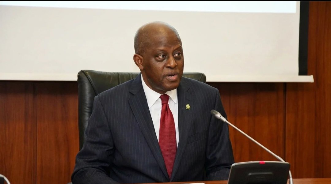 “Nigerians Who Refuse To Return Money Wrongly Deposited Into Their Bank Accounts Risk Five To 10 Years In Prison” — CBN Warns
