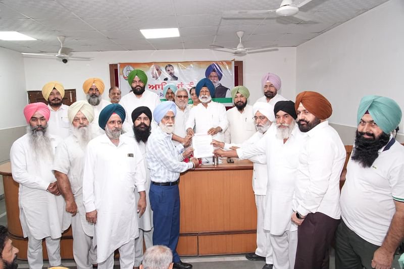 Inputs from various associations sought during Congress manifesto panel meet