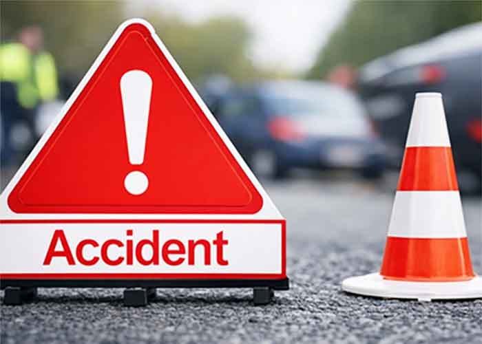 Four killed, three injured as bus collides with trailer in UP’s Ambedkar Nagar