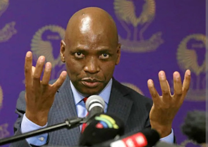 “I Saw Ramaphosa Doing Door-to-door Campaign,You Must Kick Him Out of Your Homes”- Hlaudi Motsoeneng