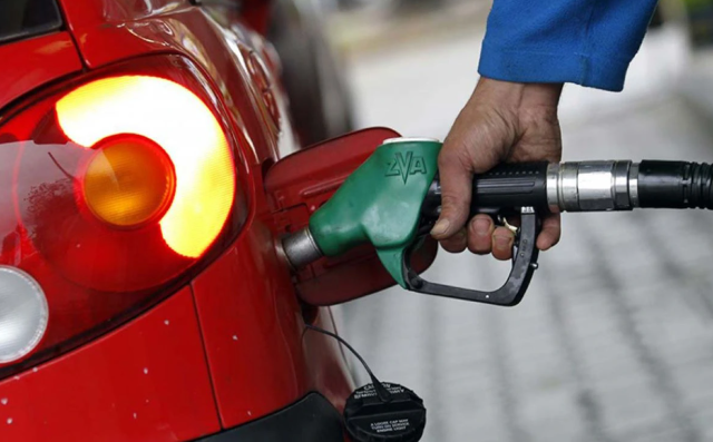 Nigeria’s Fuel Consumption Hits 44.4 Million Litres Per Day as Petrol Imports Drop to 30%