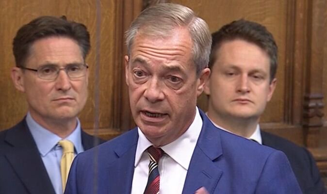 Nigel Farage issues huge warning to Andy Burnham in PMQs showdown