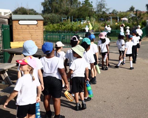 Retrofit schools and consider moving exams to beat extreme heat, says teaching union leader
