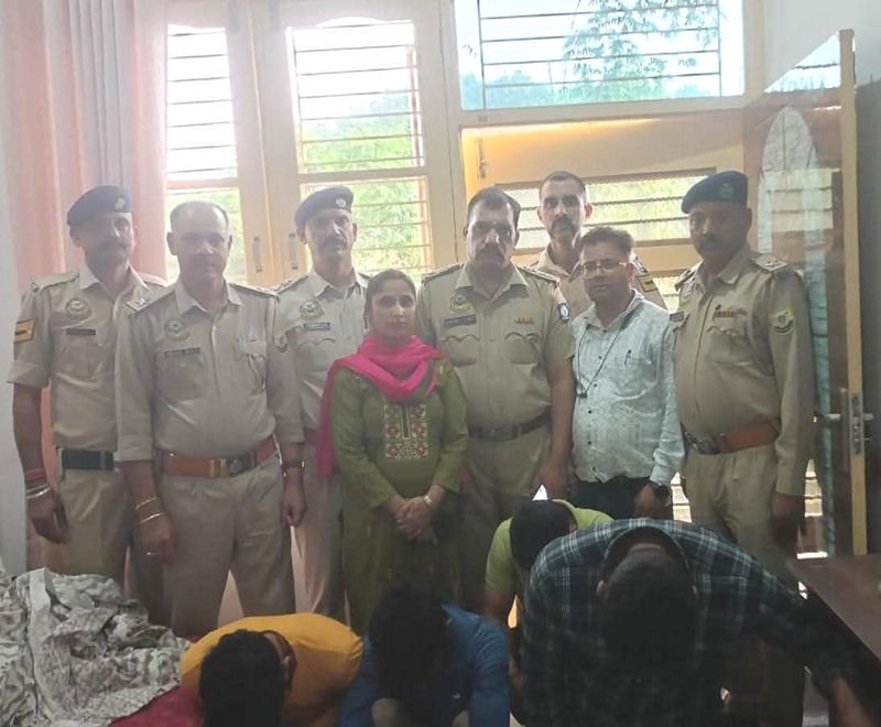Four held with 11 gm heroin at Palampur homestay