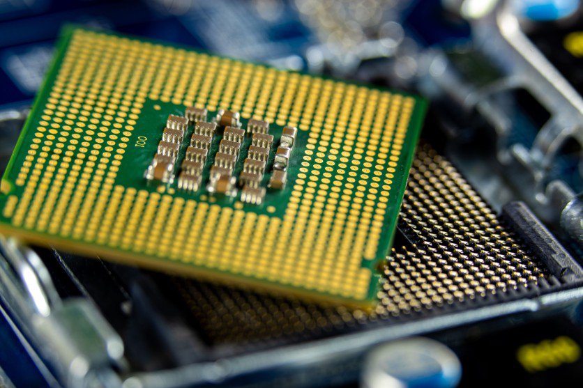 Samsung, SK Hynix Push China NAND Toward 286 Layers as BIS Stays Silent on License Approval