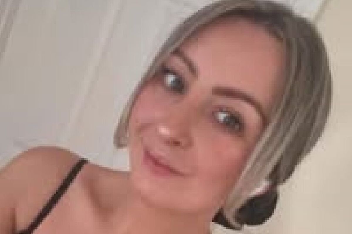 Mum dies suddenly of stroke, aged 33, leaving nine-year-old daughter