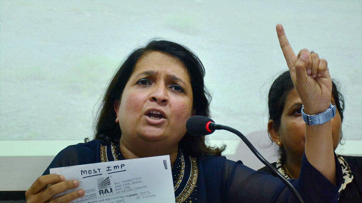 Mumbai Police detain Anjali Damania ahead of CJP Protest, Aaditya Thackeray slams BJP