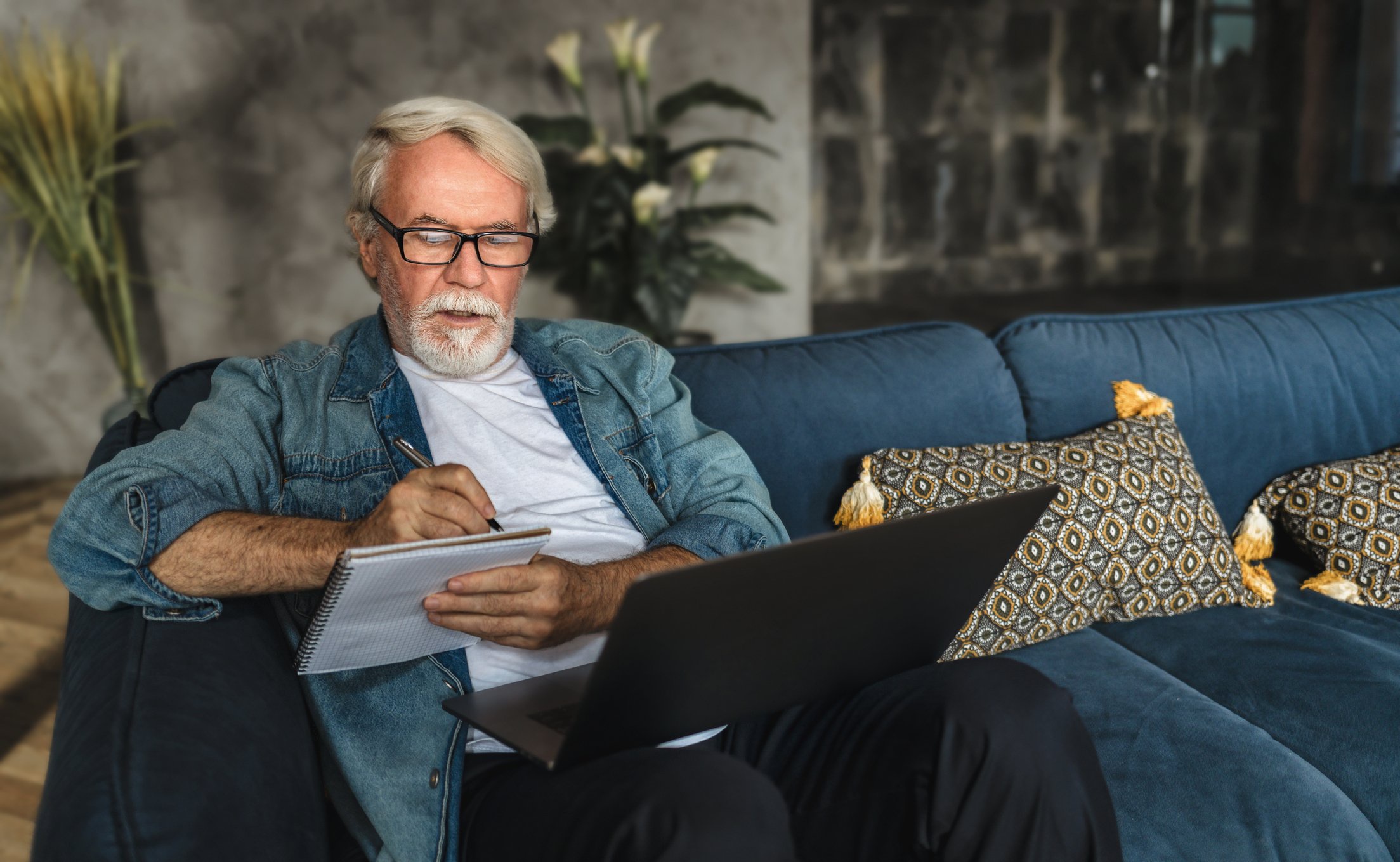 1. You may not be able to sign up in your birth month if you’re applying immediately at age 62