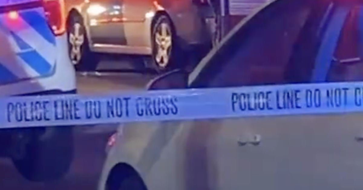 Off-duty Chicago cop shot 2 people, fired toward group during Little Village ‘altercation,’ CPD says