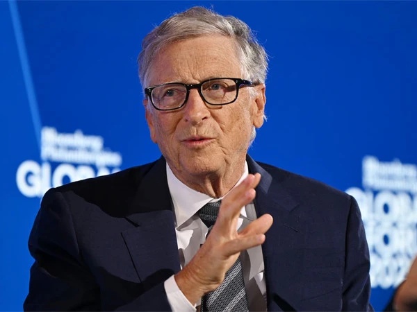AI could lead to an increase in cyberattacks, warns Bill Gates.