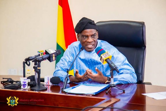 Education Ministry to meet teacher unions over nationwide strike on Monday