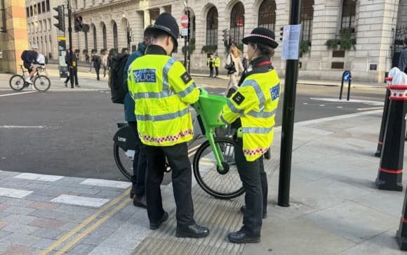 City of London cyclists ‘sin bin’: Police reveal bold new approach for red light jumpers