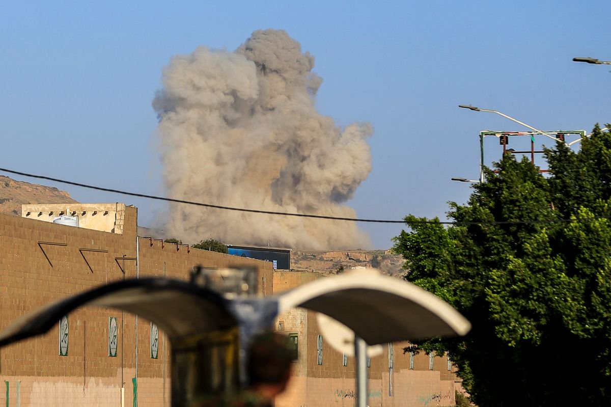 Saudi pledged massive revenge attack after Houthis hit airports