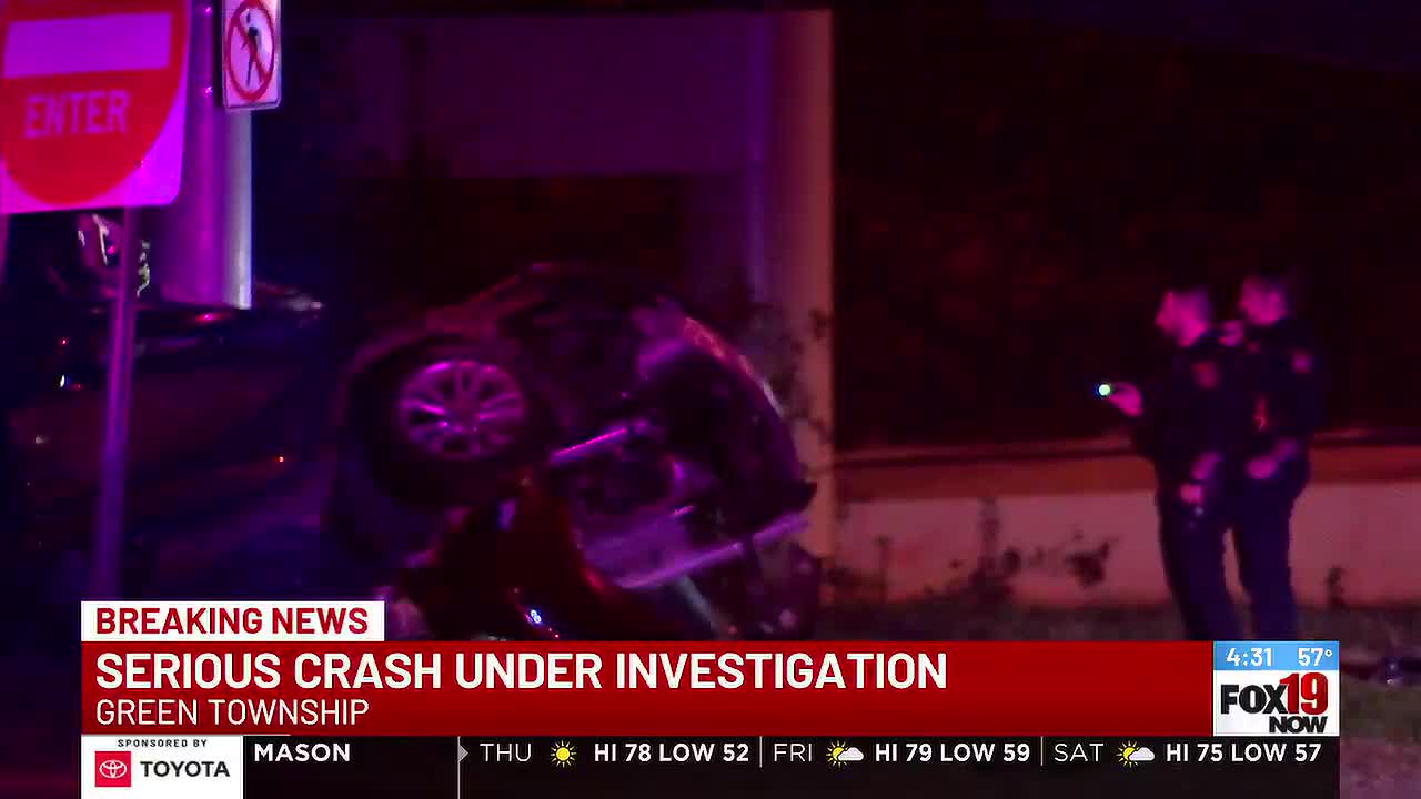 Serious crash closes I-74 exit ramp in Green Township
