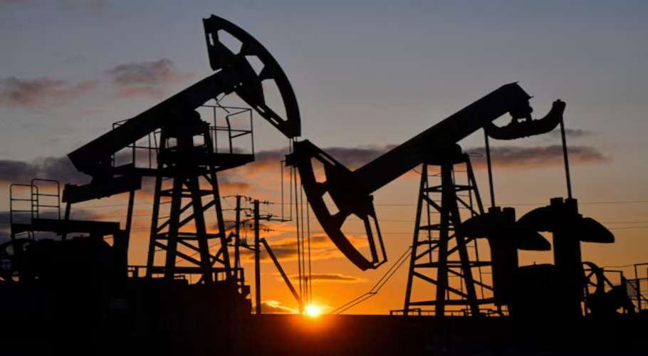 Global Oil Markets on Edge as Middle East Tensions Push Prices Higher