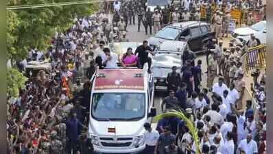 High drama in Dharapuram as NTK cadres cross paths with CM Vijay’s roadshow; over 100 detained