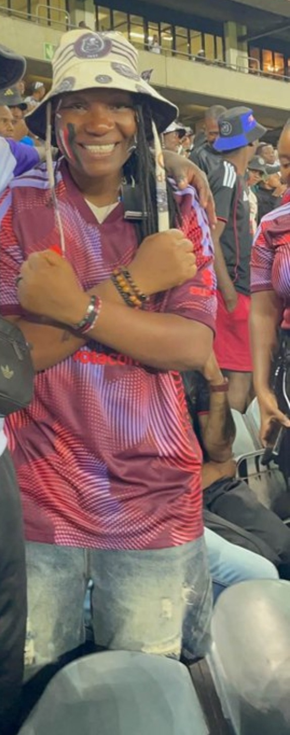 Nigerian Pirates Fan Mimi Set for SA Visit— Vow to Walk to Nigeria on Foot if Pirates Lose to Chiefs