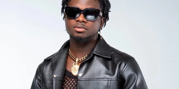 Kuami Eugene gets Rapperholic 2026 crowd chanting along to his hits