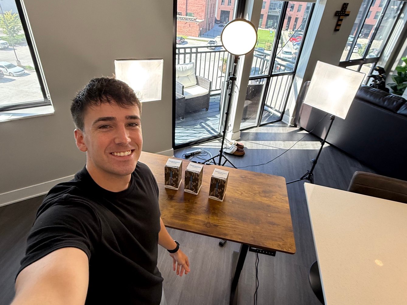 A 23-year-old made his first $3 selling sweatshirts on TikTok. 2 years later, he’s earning 6 figures as an affiliate.