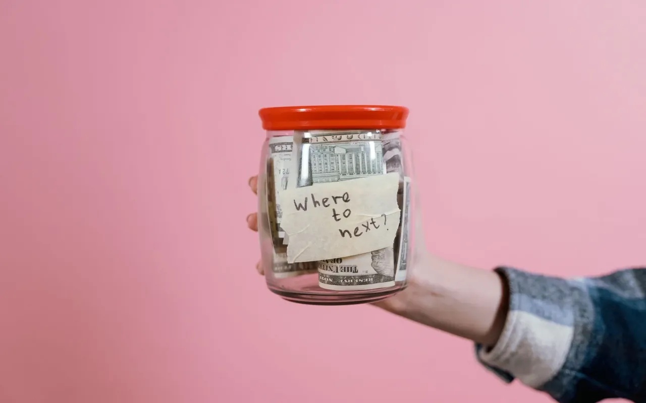 How to Save Money for Travel on a Tight Budget