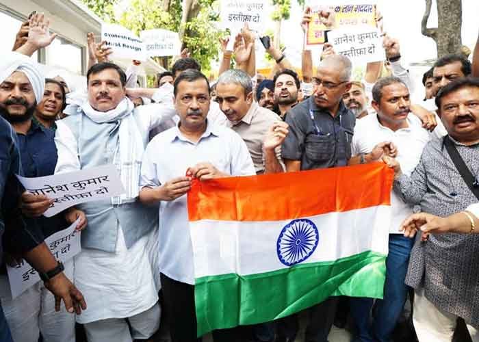 Sab Log Delhi Chalo – Kejriwal Appeals to Entire Country From Police Custody